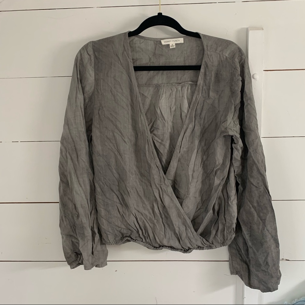 Urban outfitters open blouse size XS